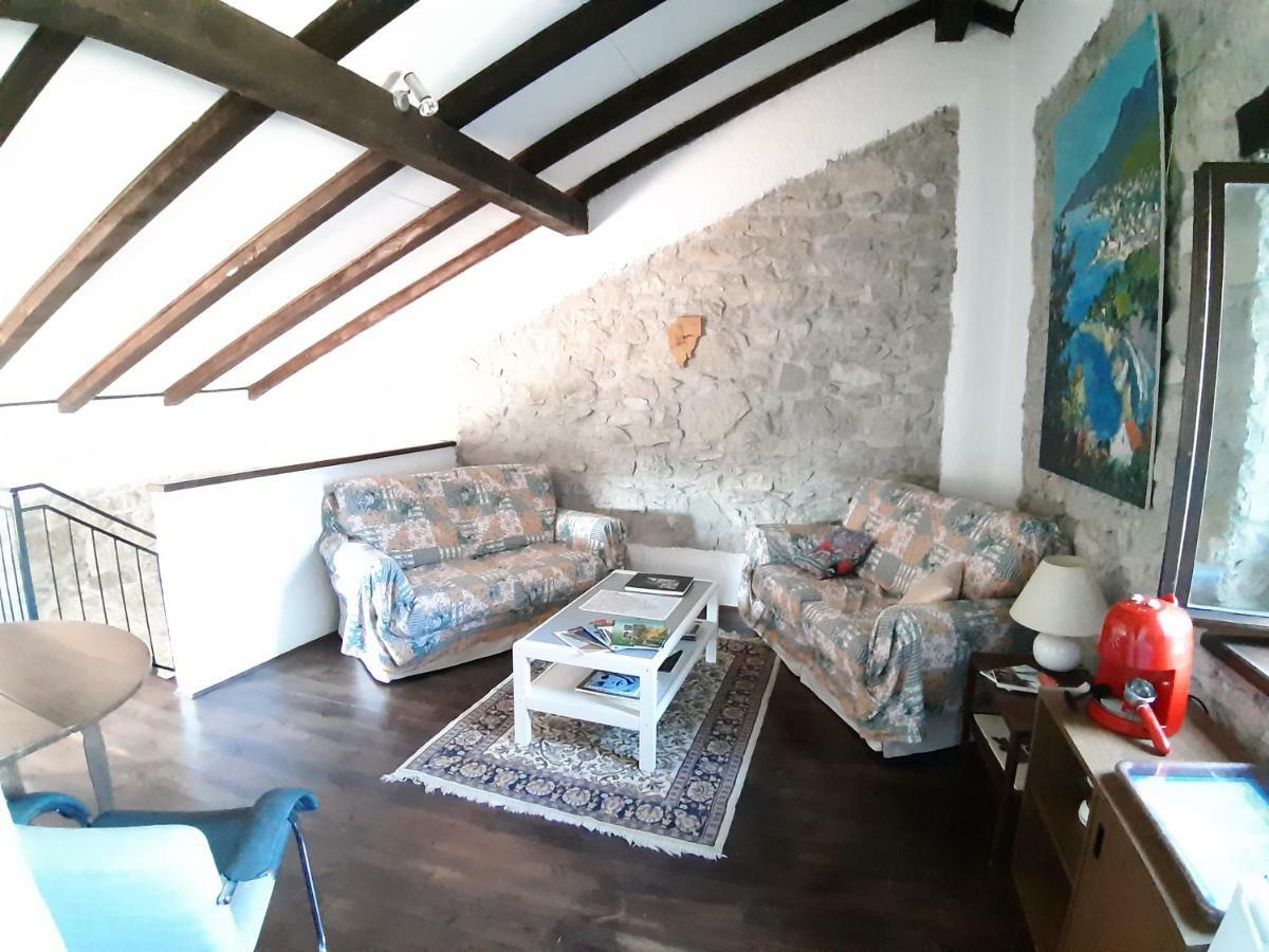 Casa Gaia Hotel Hum Екстериор снимка